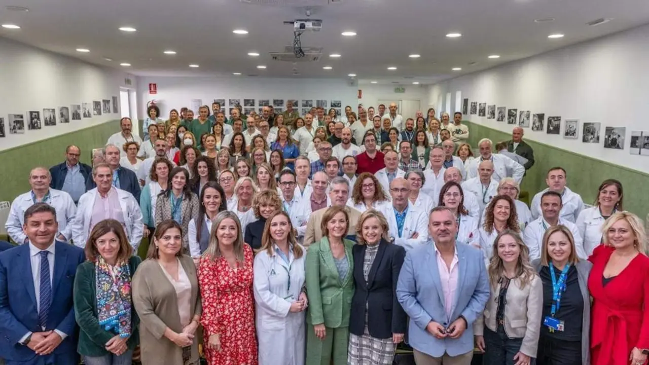Imagen de familia en el acto.  - Junta 