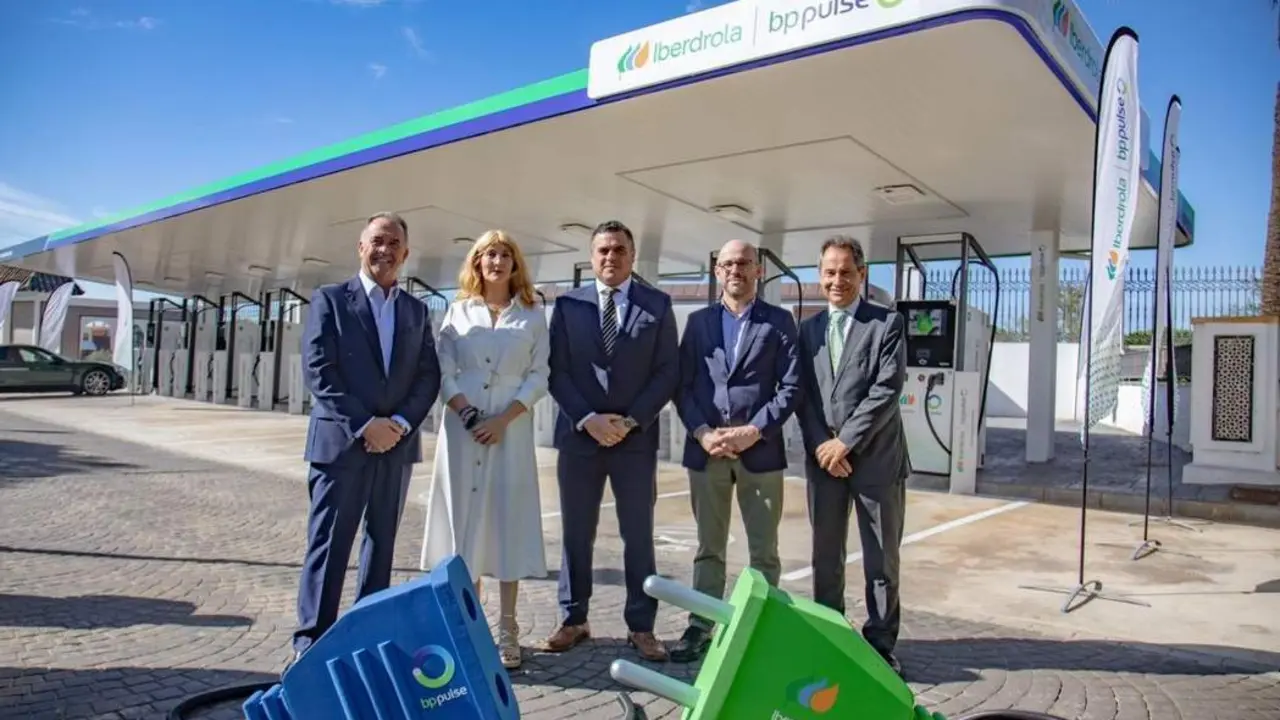 INAUGURACI&Oacute;N DE LA ESTACI&Oacute;N.  - GRUPO ABADES.