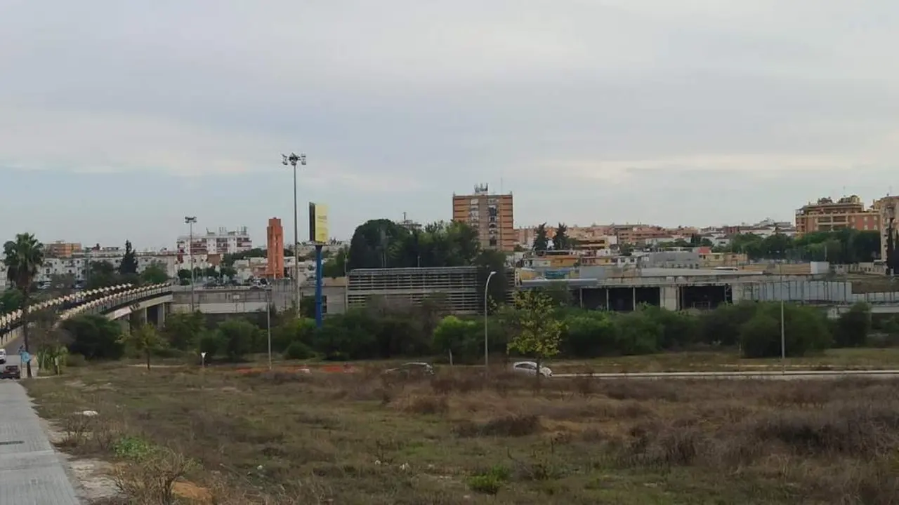Franja de terreno que separa Tomares y San Juan. - AYTO TOMARES