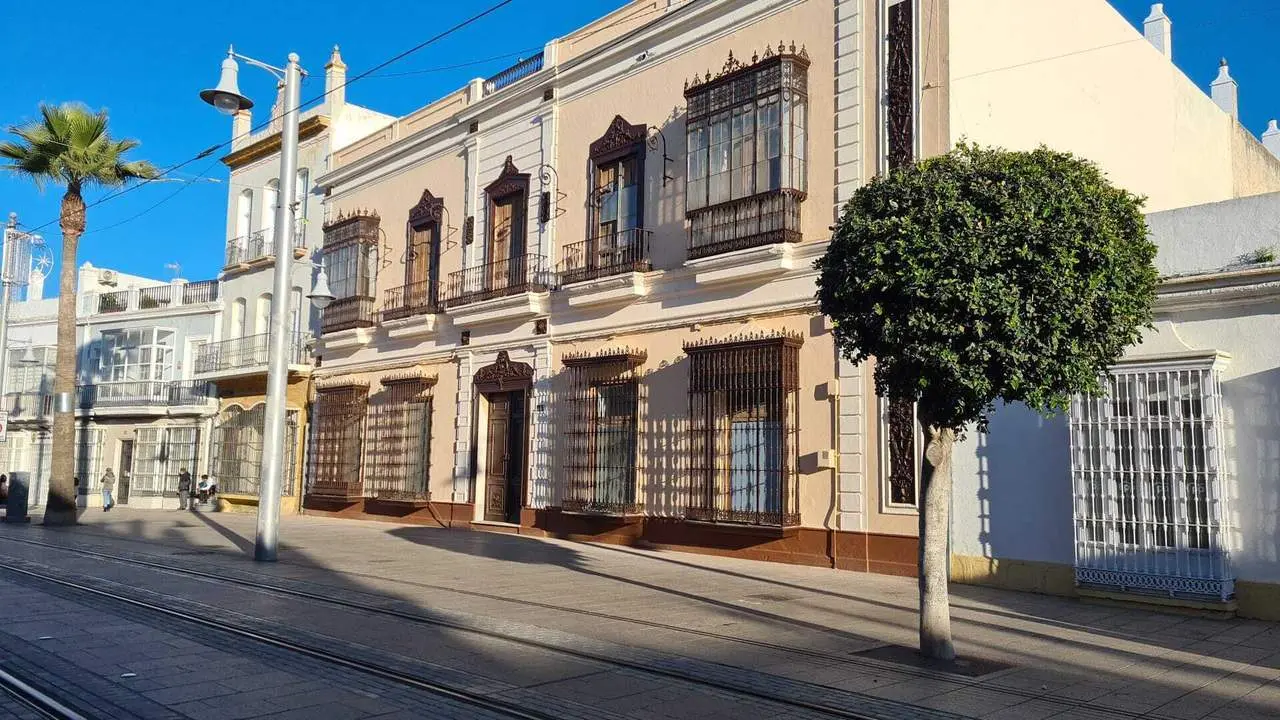 La Casa Lazaga. - Informaci&oacute;n