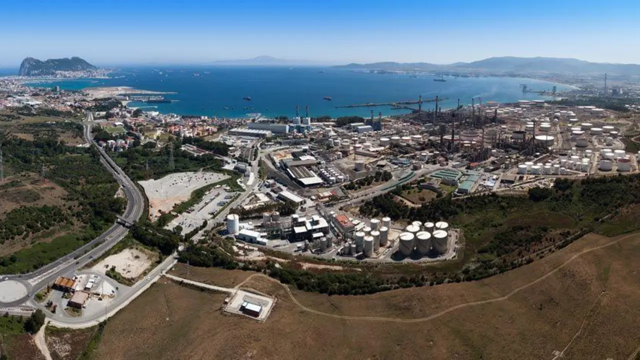 Parque energ&eacute;tico de San Roque de Cepsa. - AI