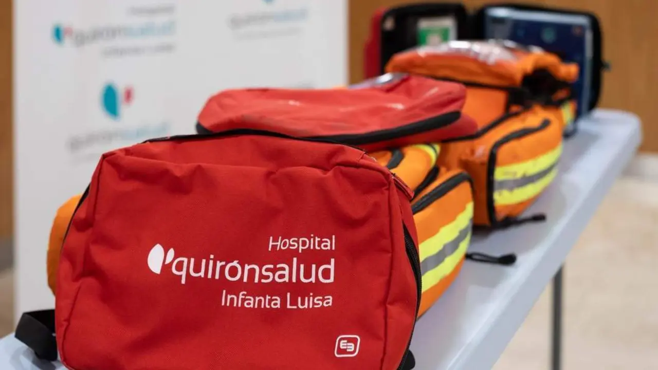 Material m&eacute;dico entregado a la hermandad de la Estrella. - quir&oacute;nsalud