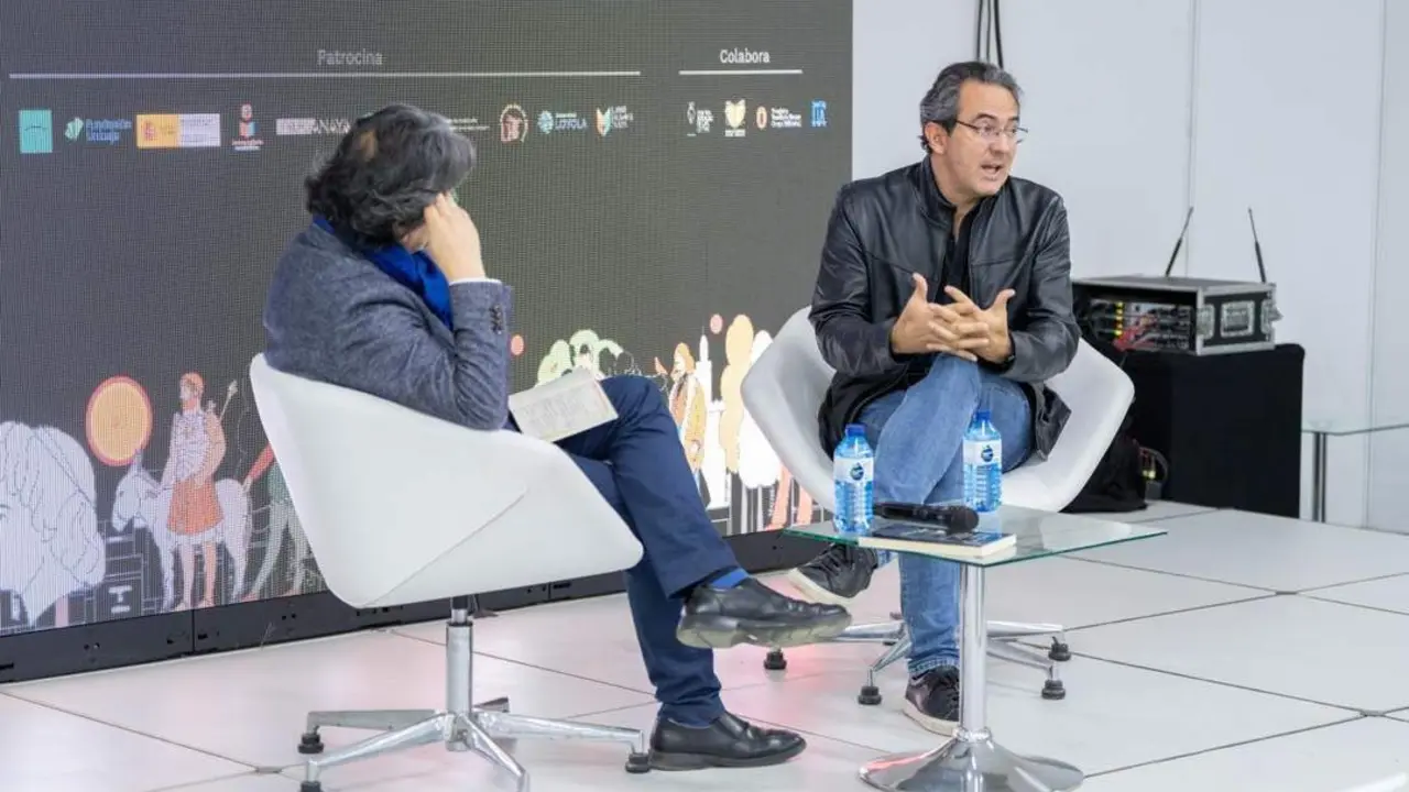 Juan Gabriel V&aacute;squez en la clausura de Hispalit 2024 - CEDIDA