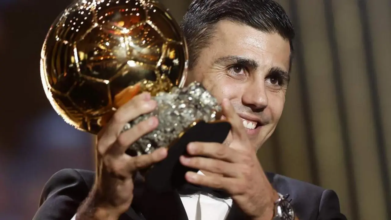 Rodri gana el Bal&oacute;n de Oro. - EFE/EPA/MOHAMMED BADRA
