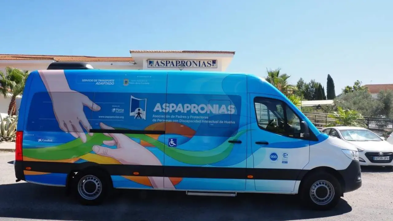 Furgoneta de Aspapronias. - VH