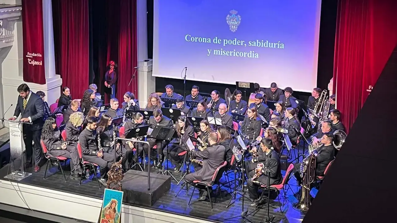 Acto de presentaci&oacute;n de la Coronaci&oacute;n Can&oacute;nica de la Pastora  - Hermandad
