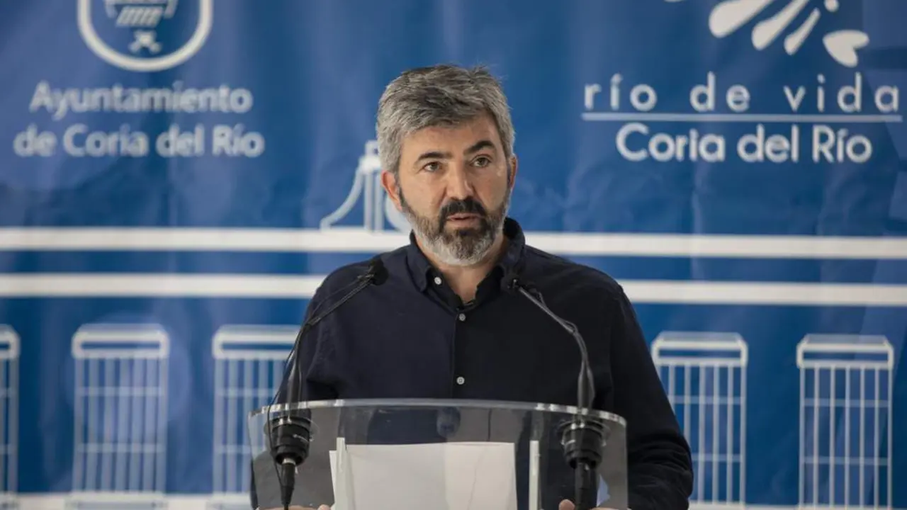 El alcalde de Coria del R&iacute;o, Modesto Gonz&aacute;lez. - Mar&iacute;a Jos&eacute; L&oacute;pez / EP
