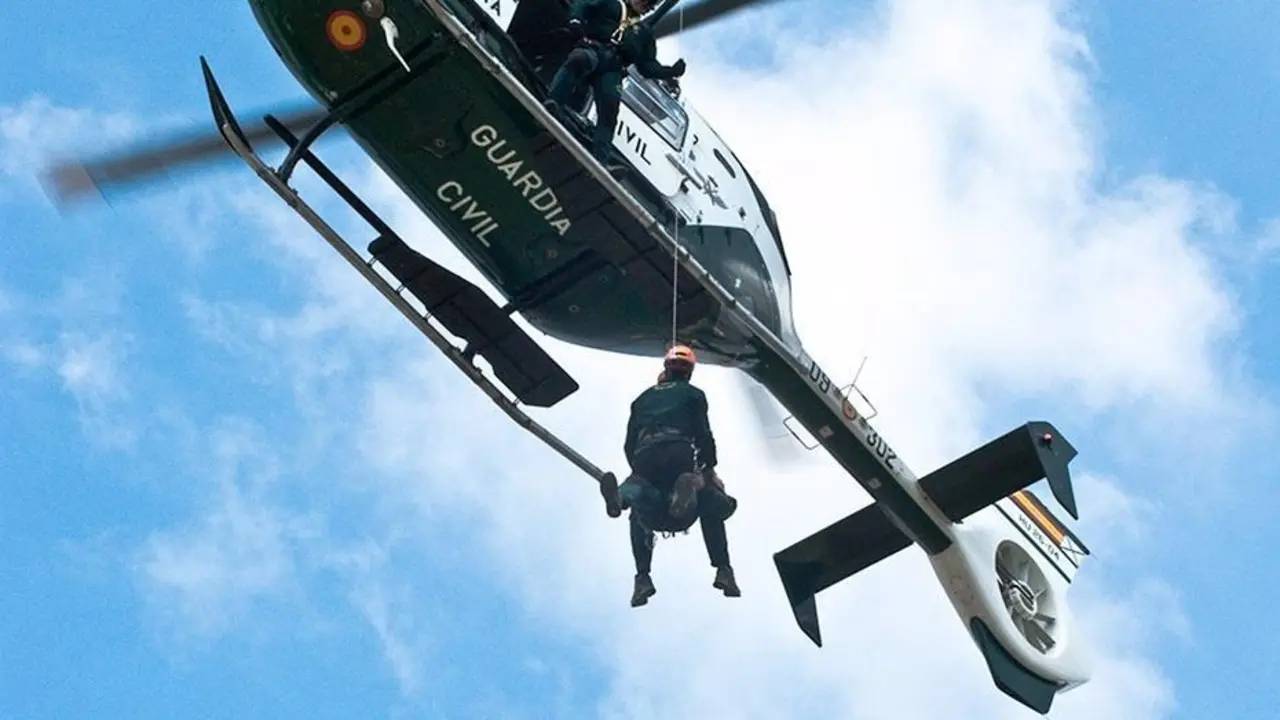 Imagen de archivo de un helic&oacute;ptero de rescate.  - 112