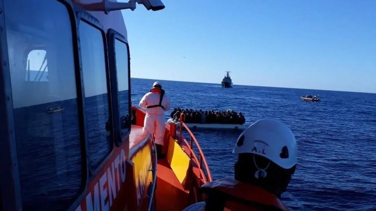 Salvamar Spica, en un rescate. - EP