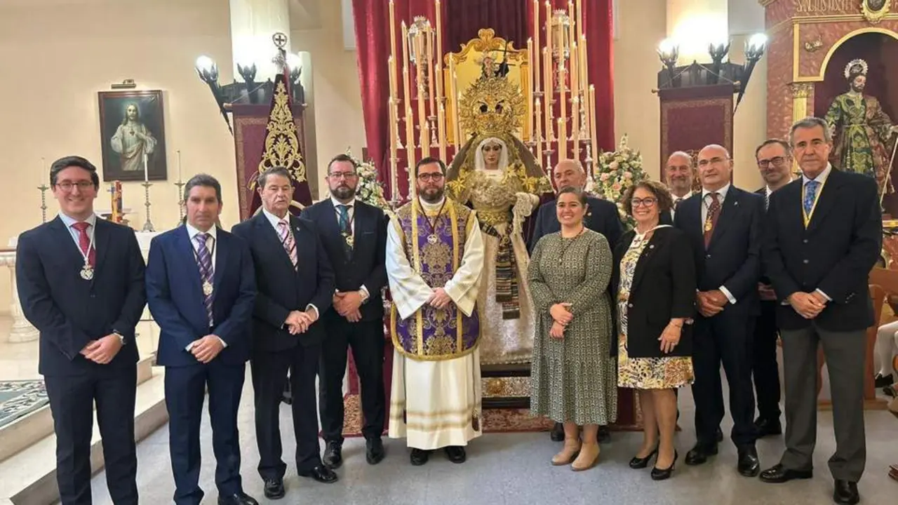 Funci&oacute;n Principal de La Trinidad en Algeciras. - AI