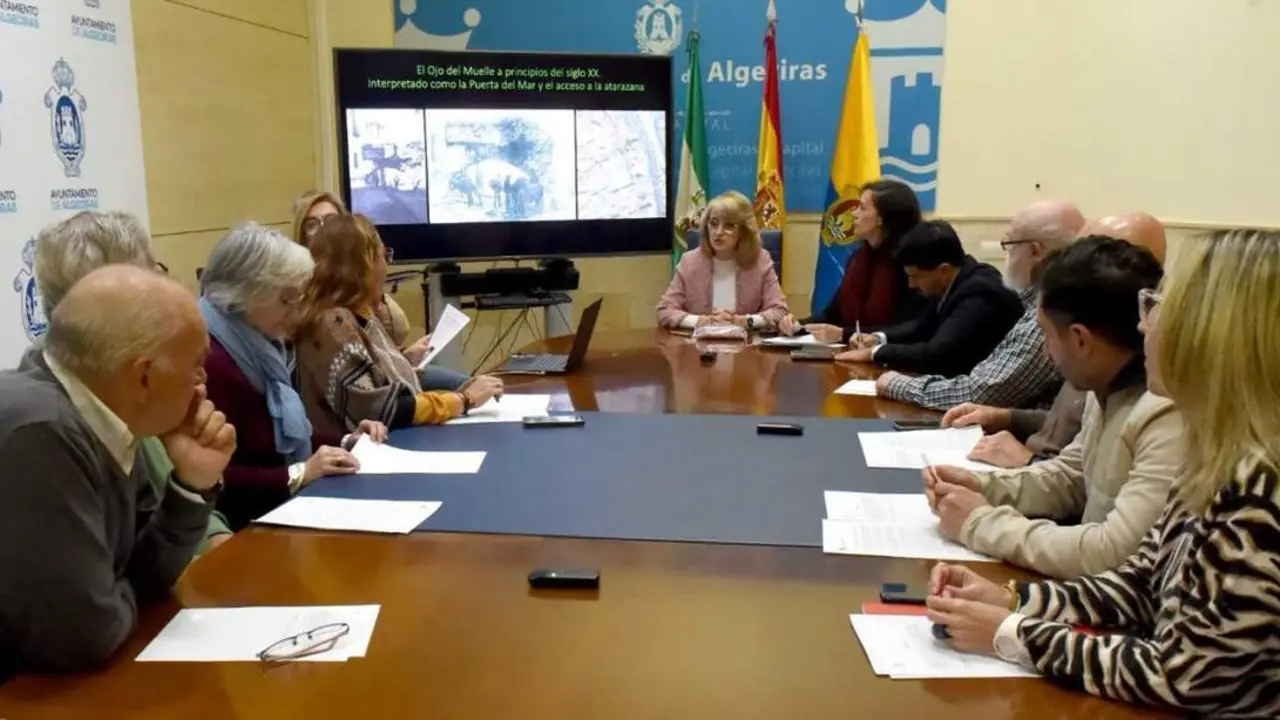Reuni&oacute;n de la Comisi&oacute;n de Cultura en Algeciras. - AI