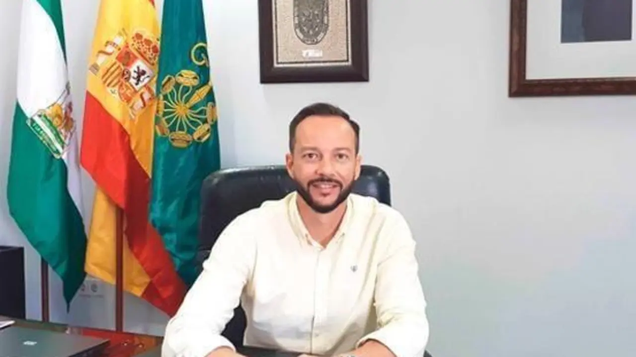 V&Iacute;CTOR &Aacute;VILA, ALCALDE DE CAMAS. - AYTO CAMAS