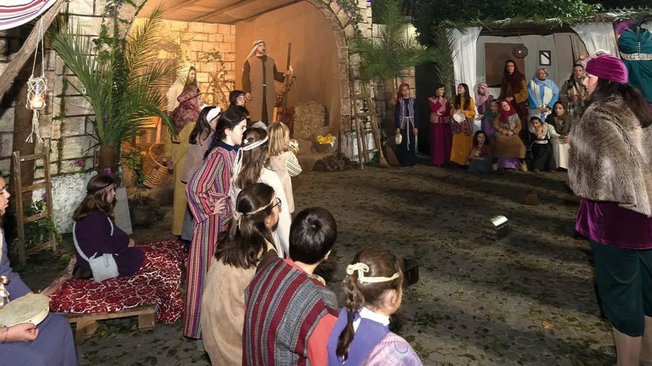 Bel&eacute;n viviente de la Soledad de Alcal&aacute; del R&iacute;o - HERMANDAD