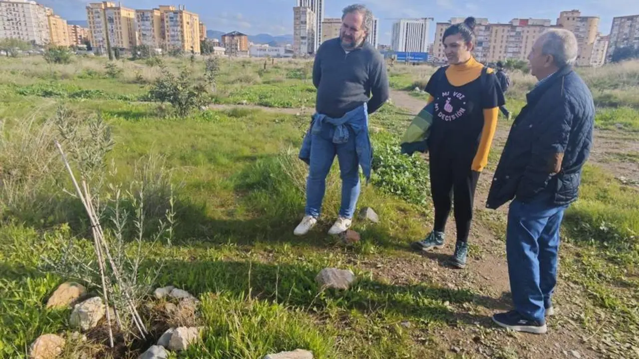 El Ayuntamiento no paraliza la cesi&oacute;n de los terrenos de Repsol a Urbania