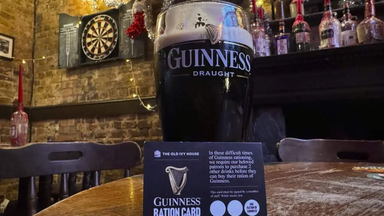 Tarjeta de racionamiento de Guinness. - EFE