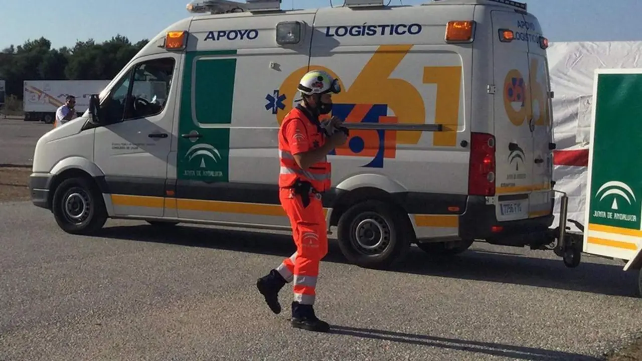 Ambulancia del 061. - Junta