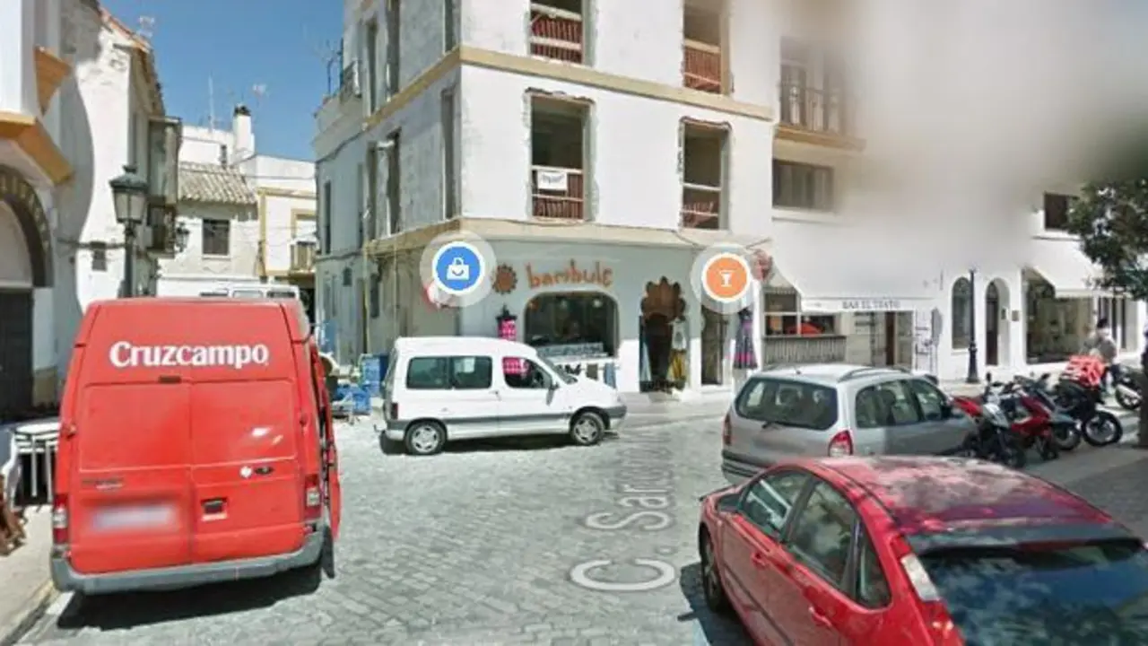 Calle Sancho IV El Bravo de Tarifa. - AI