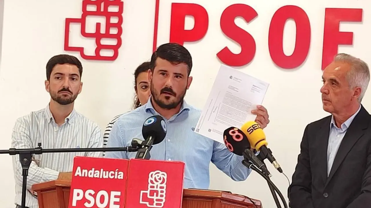 Rodr&iacute;guez y Moscoso sede PSOE Barbate - 