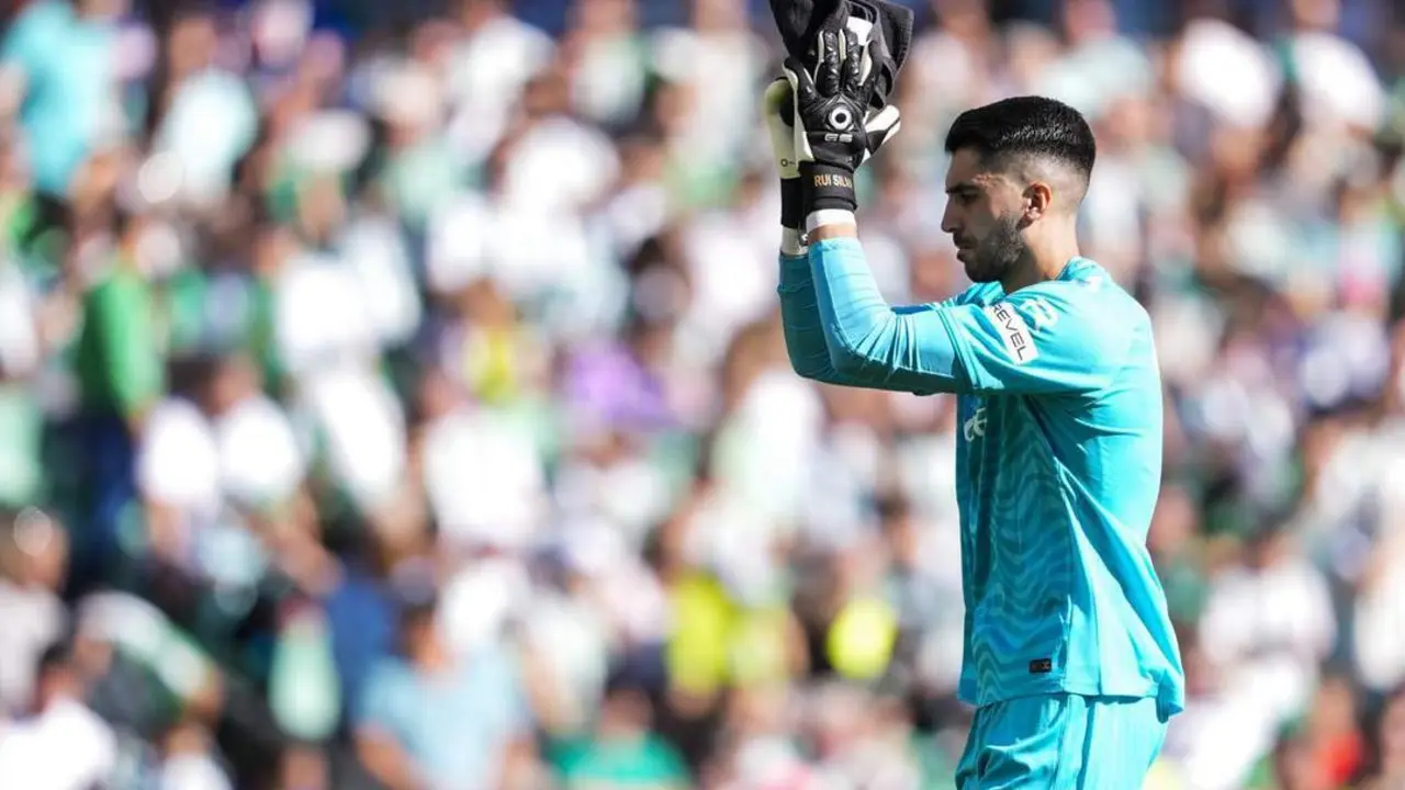 Rui Silva durante un partido con el Betis - EP