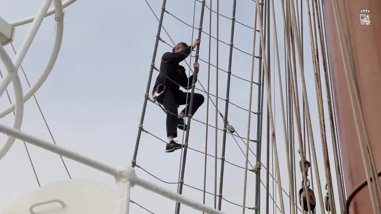 As&iacute; han sido las primeras horas de adiestramiento de la princesa Leonor en Elcano