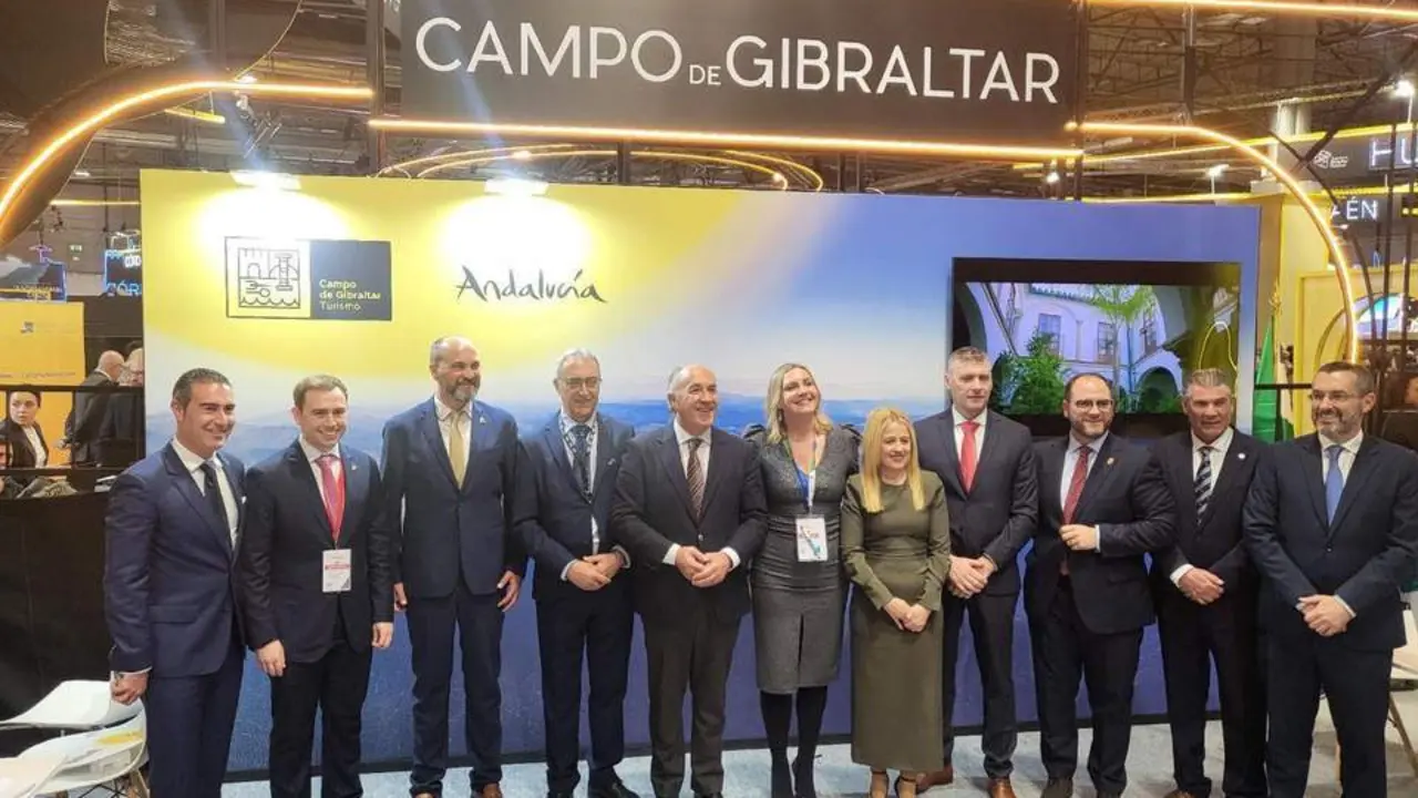 Siete de los ocho alcaldes del Campo de Gibraltar, en Fitur. - AI