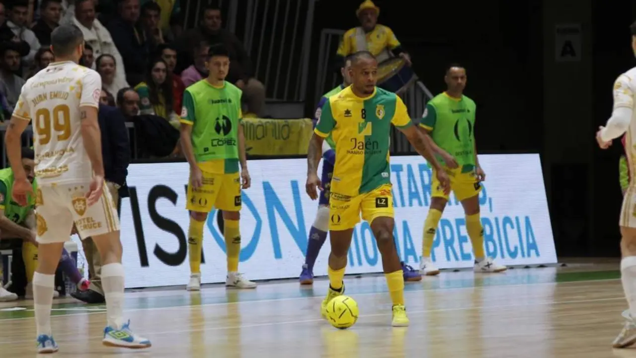 Empate a cero en un partido lleno de ocasiones. - JA&Eacute;N PARA&Iacute;SO INTERIOR