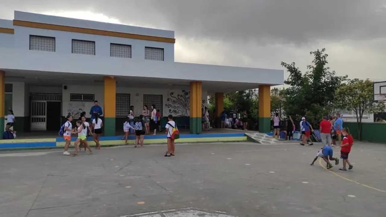 El colegio Los Esteros.  - Informaci&oacute;n