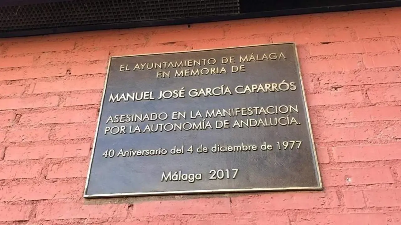 La palca de homenaje en M&aacute;laga. - EP