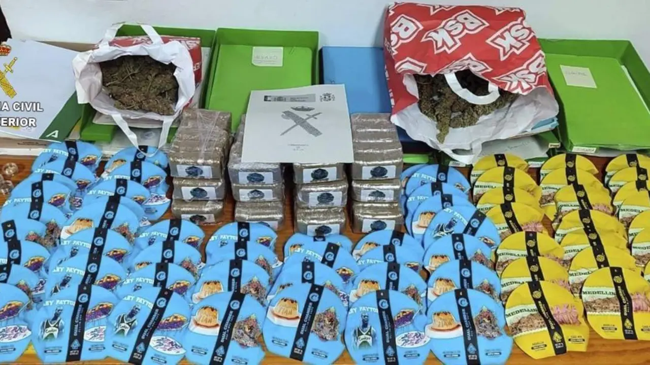 Sustancias estupefacientes detectadas en control alcoholemia en A49 - Guardia Civil