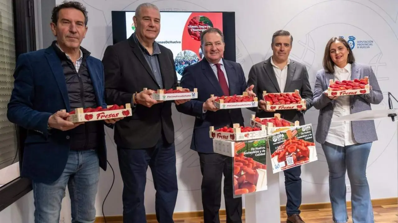 Presentaci&oacute;n de la segunda edici&oacute;n de la campa&ntilde;a #YoComoFresasdeHuelva - D.P.