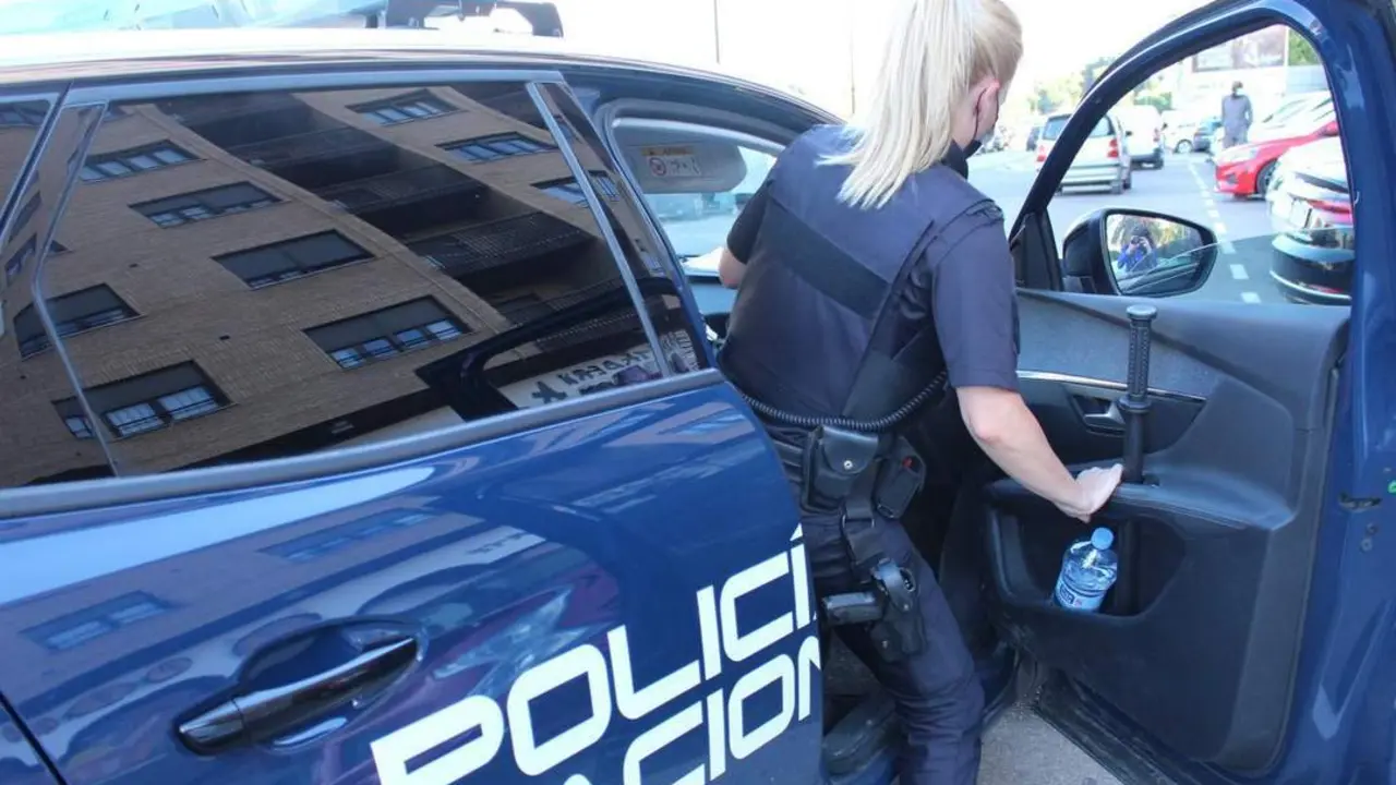 Polic&iacute;a en una imagen de archivo. - VM