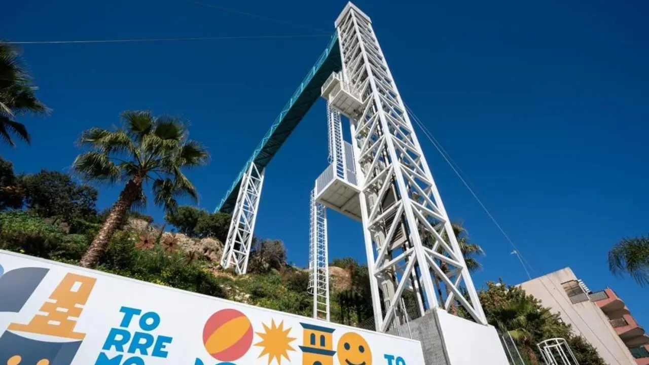 Ascensor municipal de Torremolinos. - AYTO TORREMOLINOS
