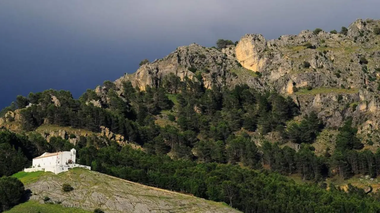 El Senderismo triunfa con sus rutas en el PMD. - AYUNTAMIENTO DE JA&Eacute;N