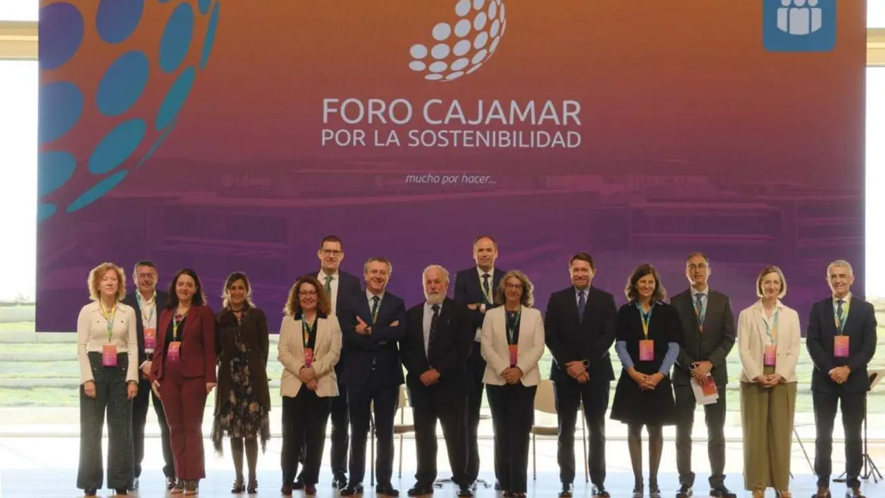 Directivos de Cajamar y principales responsables de empresas li?deres. - C.M.