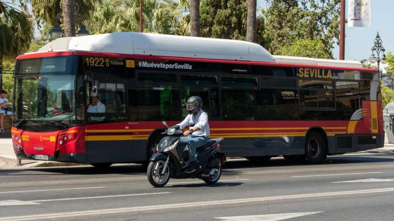 Autob&uacute;s de Tussam. - EP.