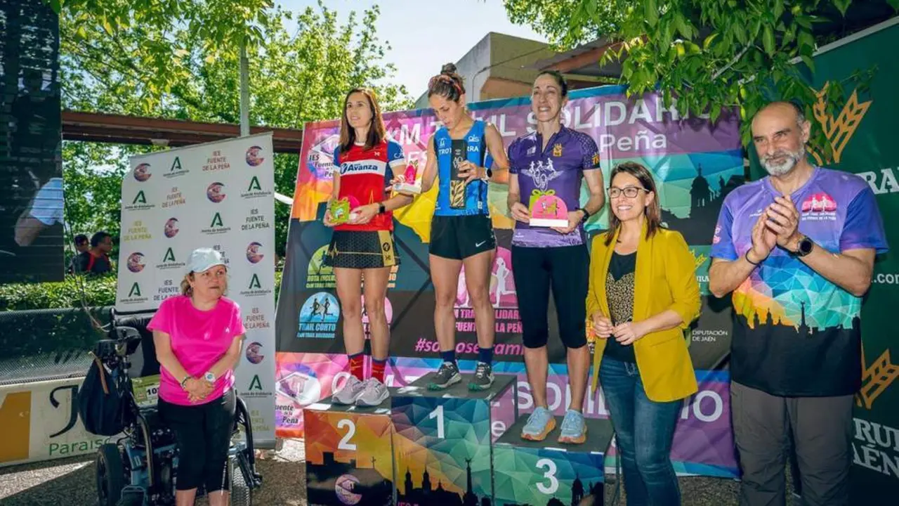 Podio femenino de la prueba del a&ntilde;o pasado. - CAJA RURAL