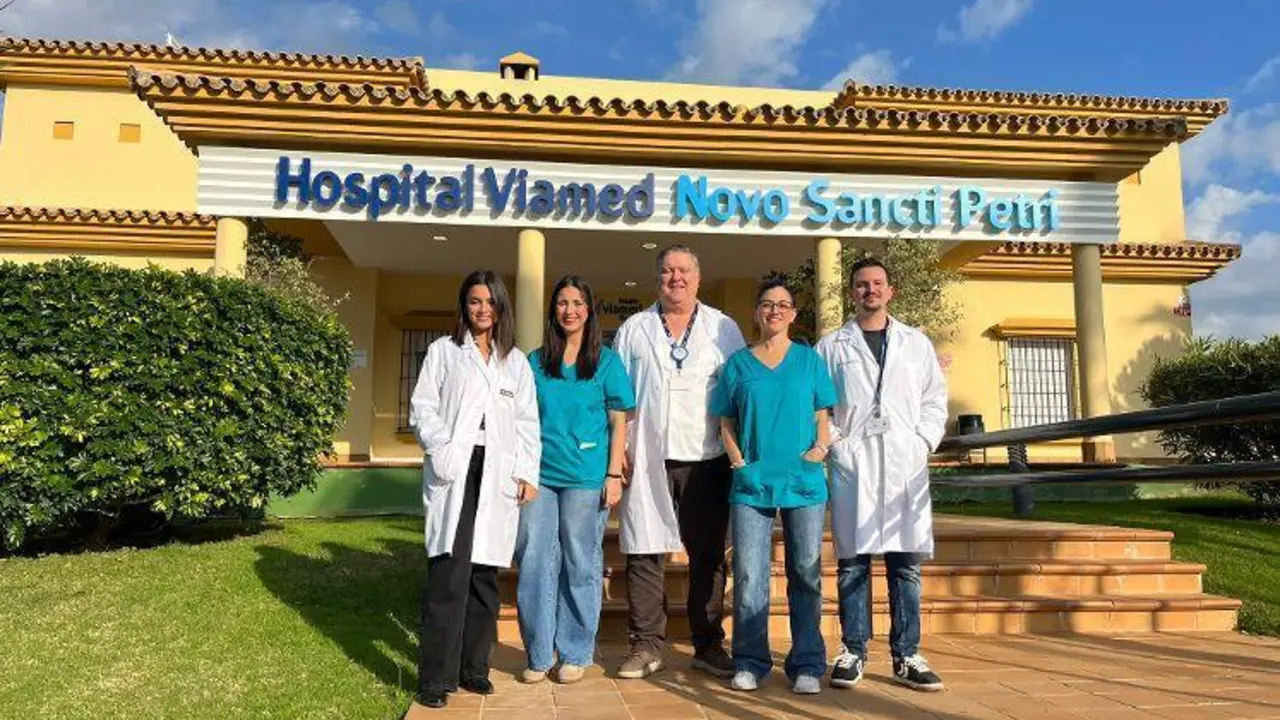 El equipo de profesiones m&eacute;dicos de esta novedosa terapia.  - Viamed