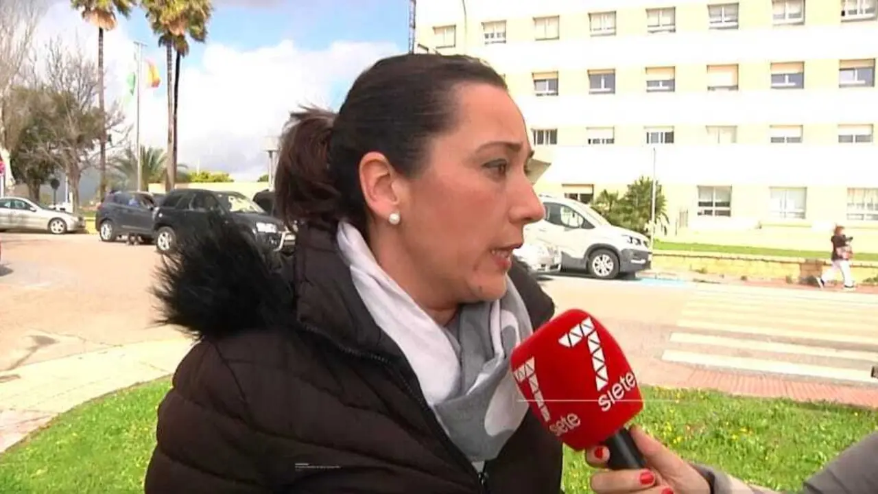 Arrabal  llevar&aacute; al Parlamento andaluz las goteras del hospital de Algeciras