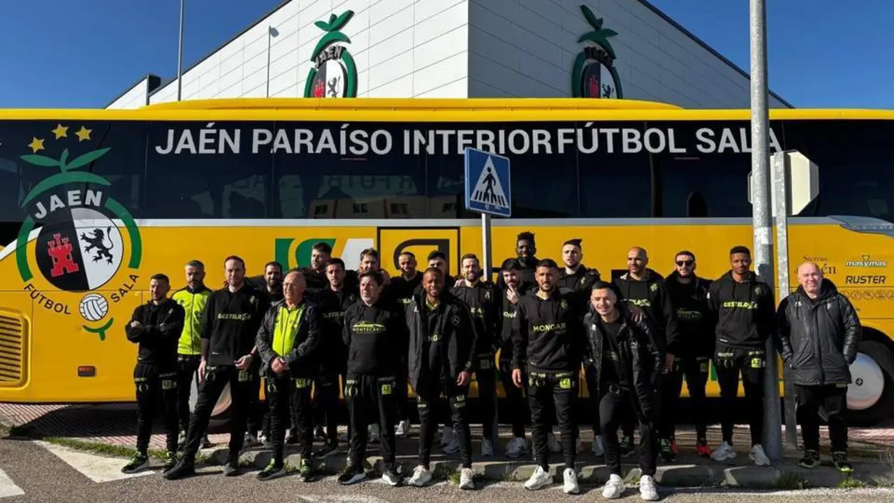 La expedici&oacute;n del Ja&eacute;n Para&iacute;so Interior, antes de partir a Murcia.  - JPI