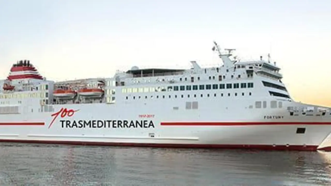 Un buque de Transmediterr&aacute;nea. - 