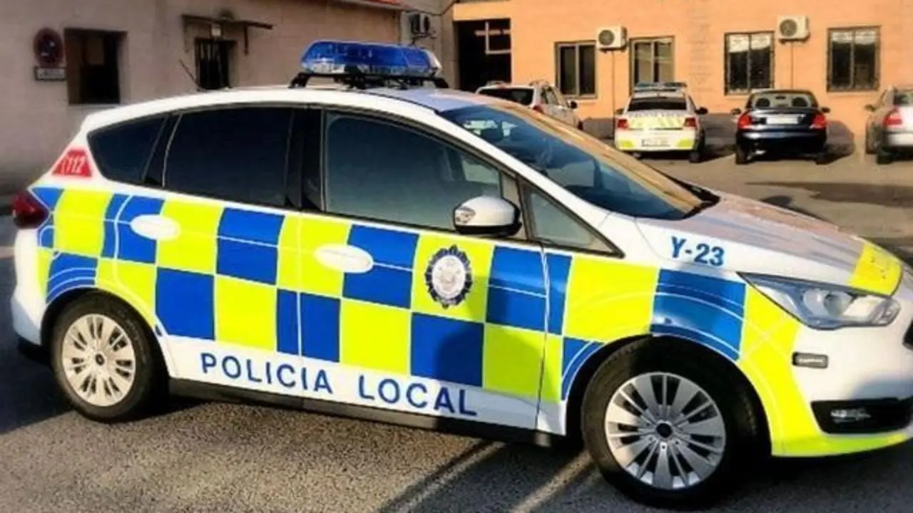 Coche de la Polic&iacute;a Local de Algeciras - A.I.
