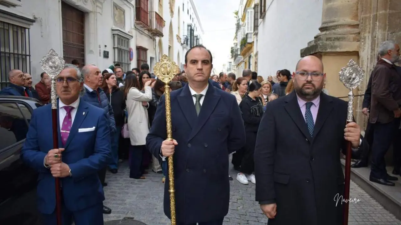 TRASLADO HERMANDAD AFLIGIDOS. - viva