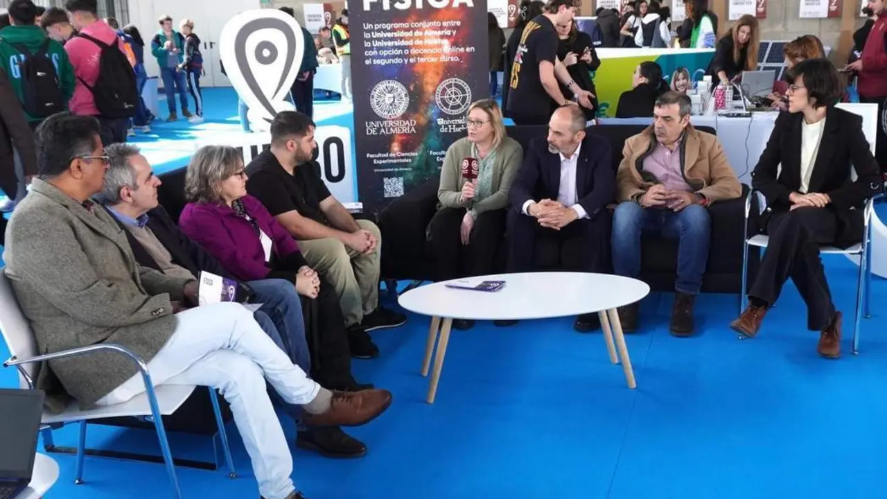 Presentaci&oacute;n del Grado en las Jornadas de Puertas Abiertas. - VH