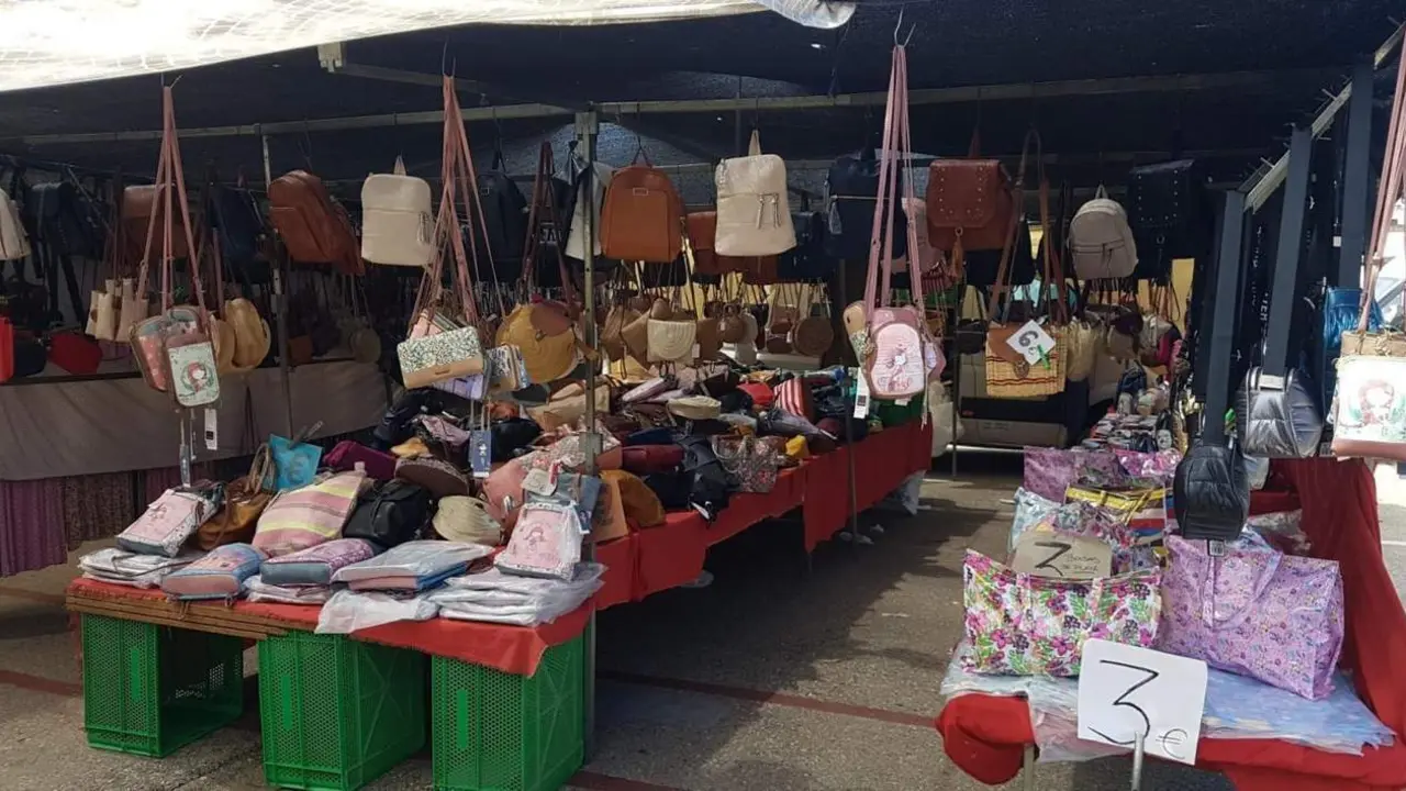 Mercadillo. - VH
