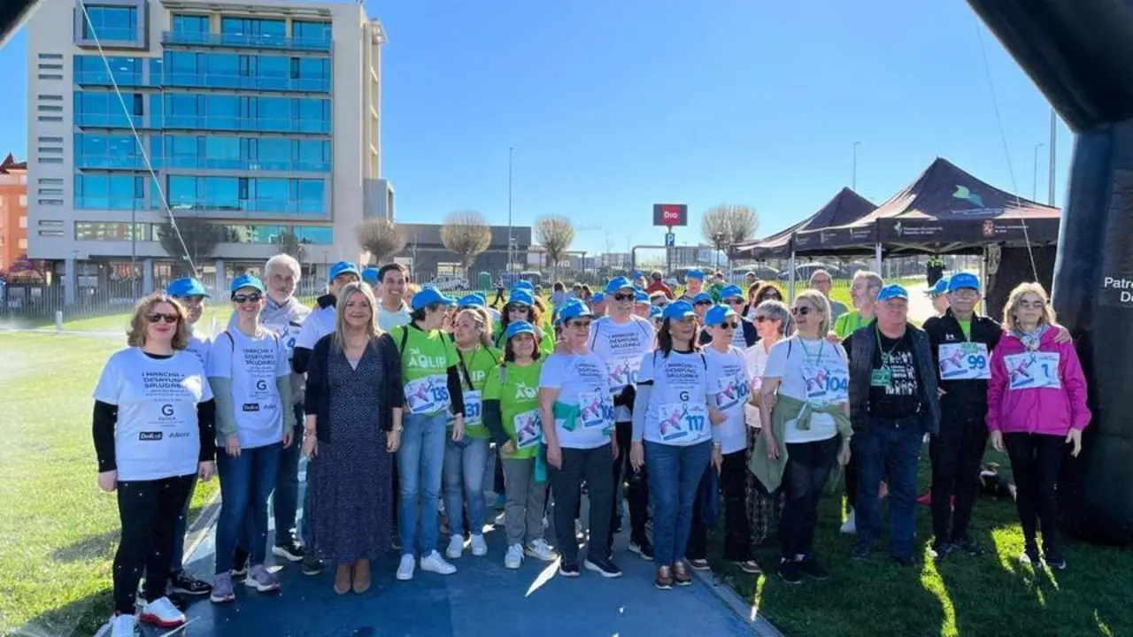 Primera marcha frente al c&aacute;ncer de colon. - Junta.