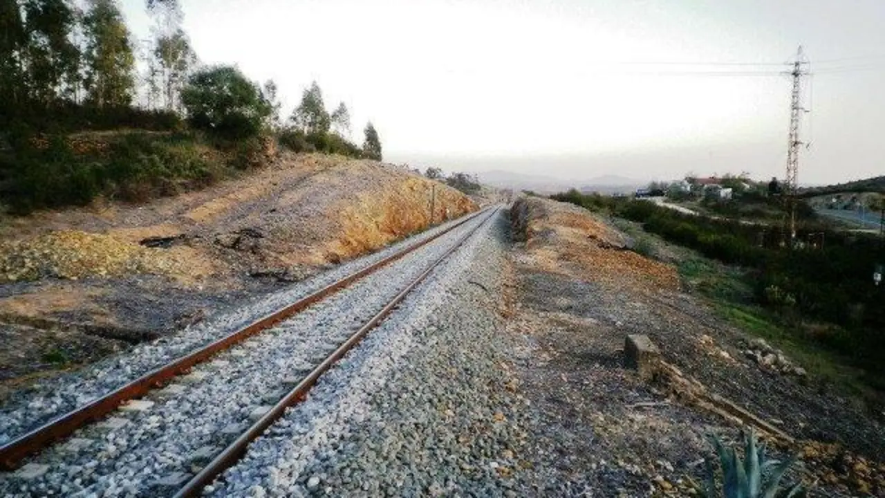 L&iacute;nea Huelva-Zafra. - VH