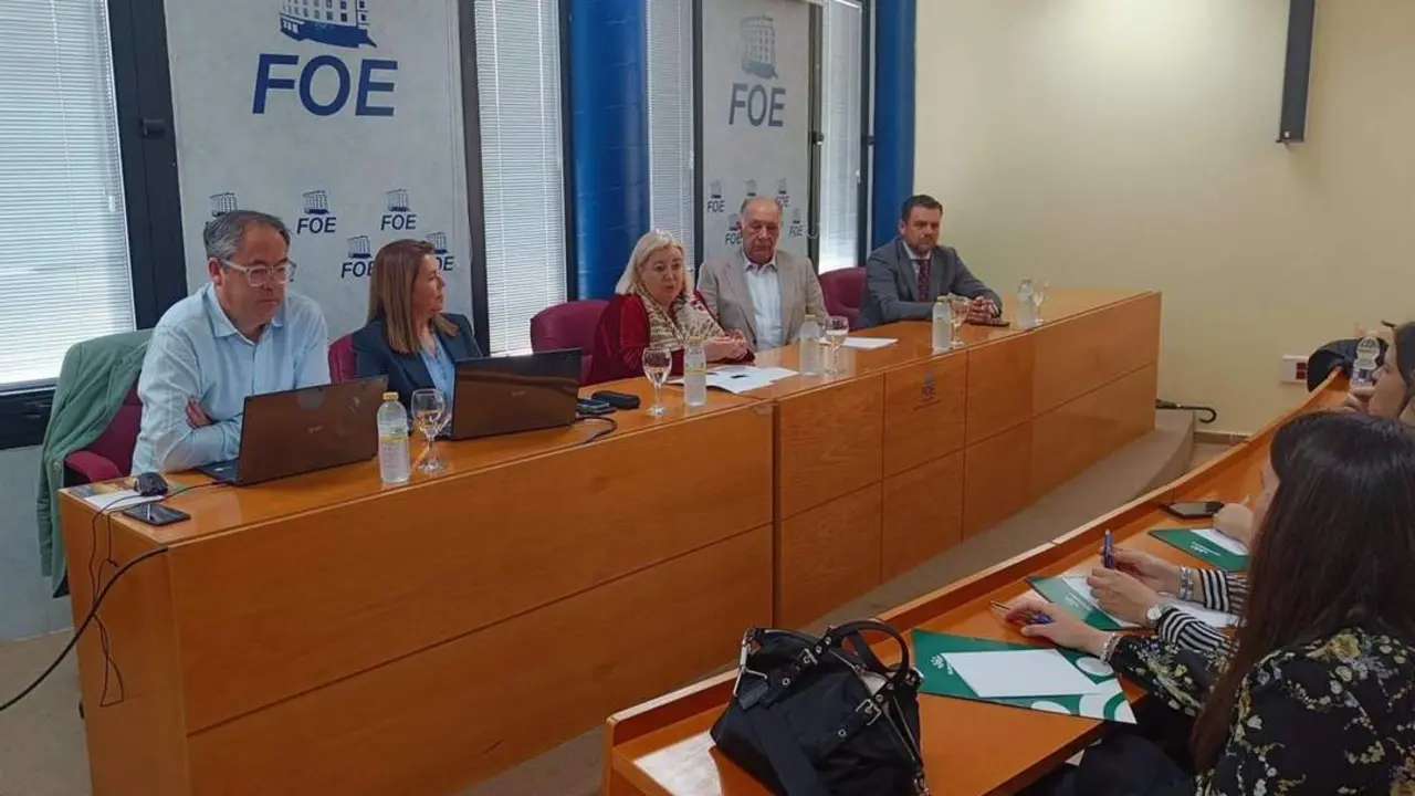 Jornada informativa sobre consumo en la FOE. - J.A.
