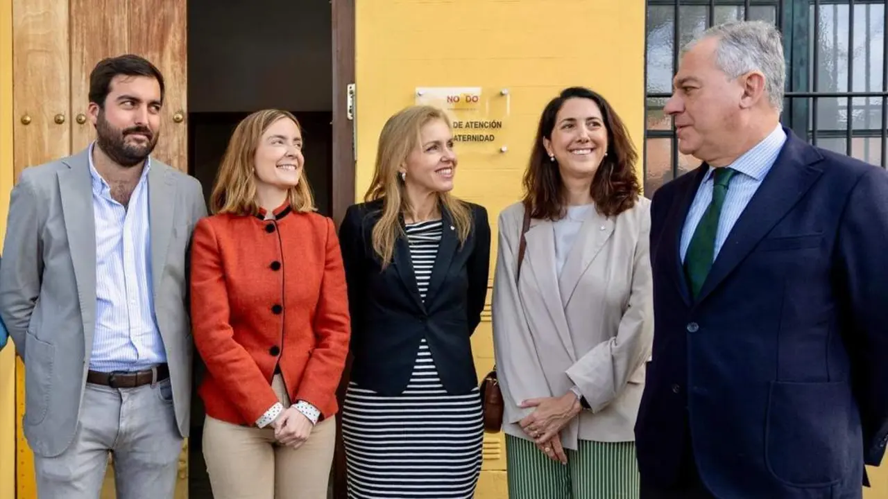 Sevilla abrir&aacute; la Oficina de Apoyo a la Maternidad tras la Feria  - VOX