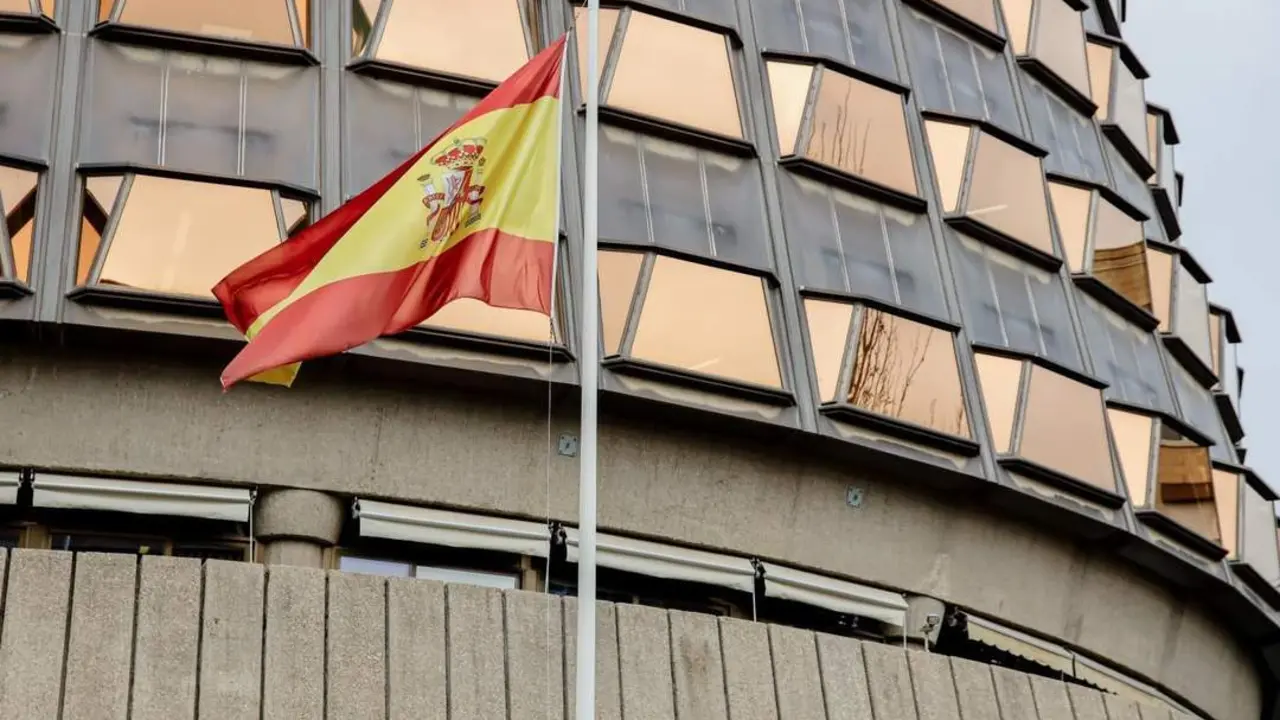 Tribunal Constitucional. - EP
