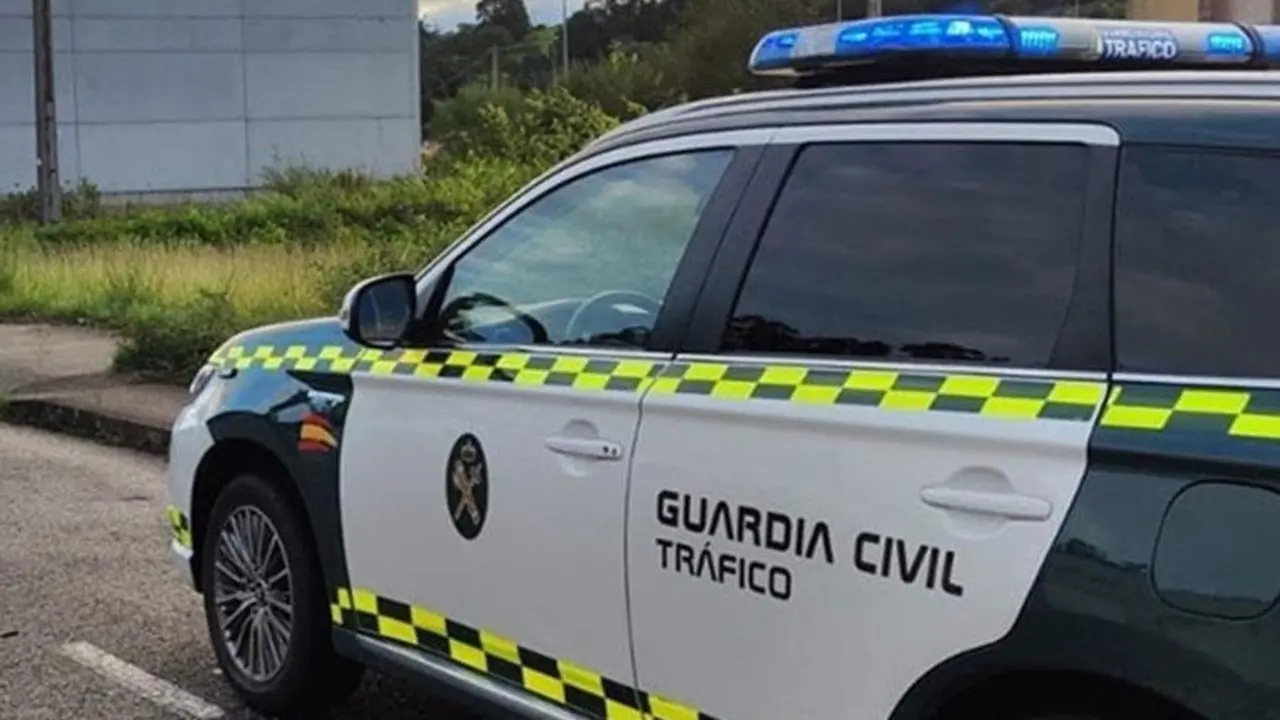 Patrulla de la Guardia Civil. - EP